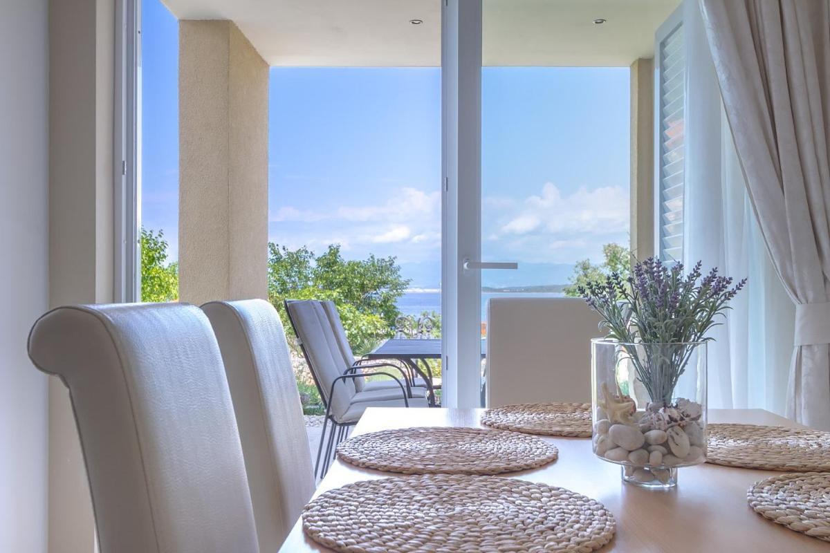 Luxury Apartments Villa Luce Malinska Exterior foto